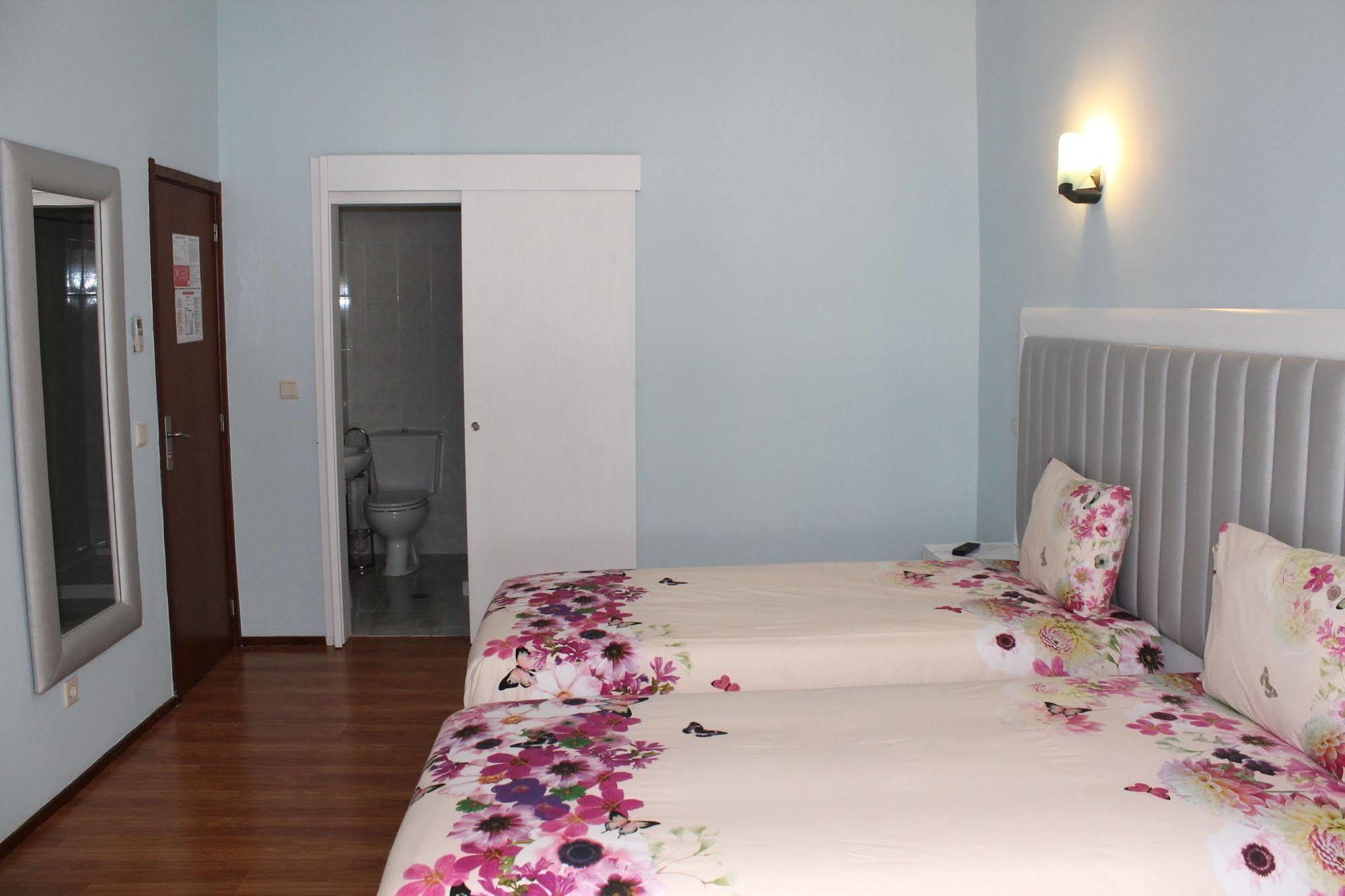Grande Oceano Guest House Porto Eksteriør billede